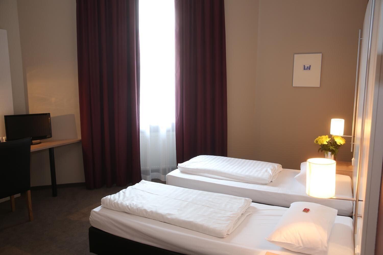 Hotel Columbus Francoforte sul Meno Esterno foto