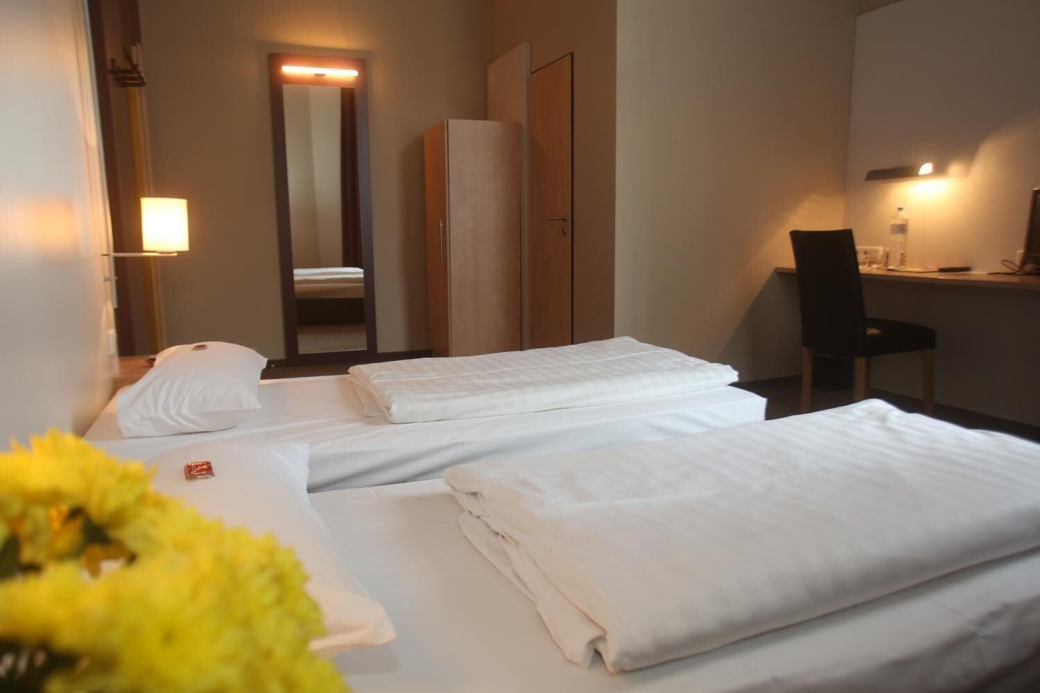 Hotel Columbus Francoforte sul Meno Esterno foto