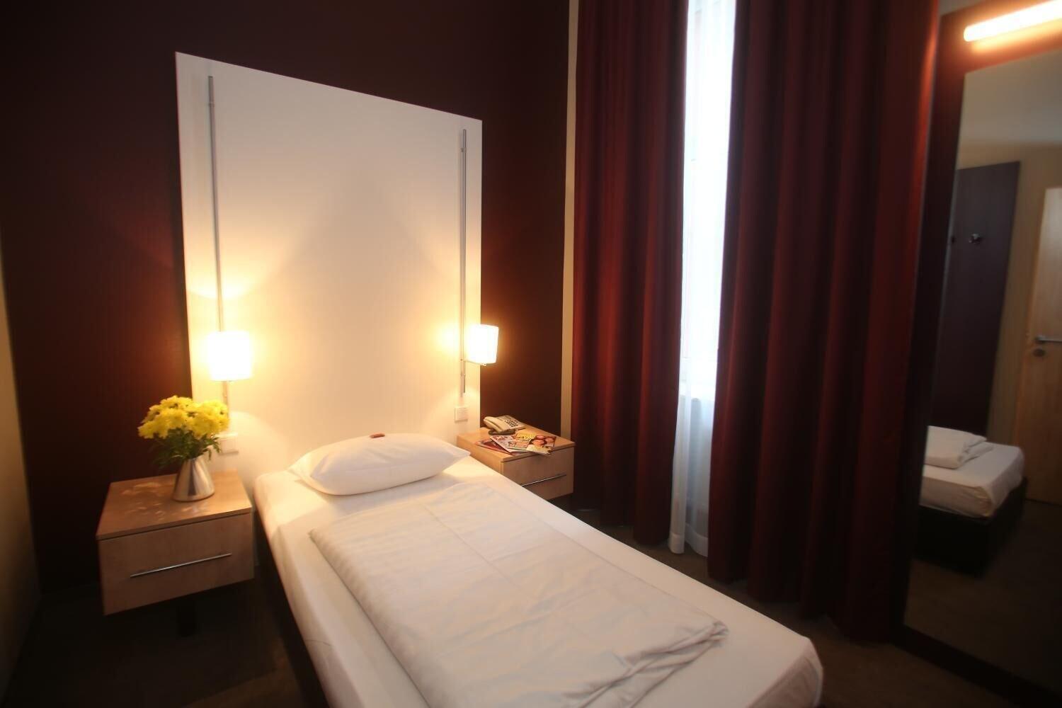 Hotel Columbus Francoforte sul Meno Esterno foto