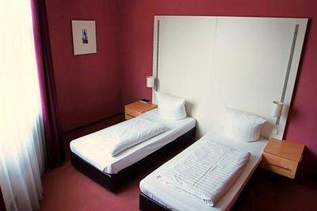 Hotel Columbus Francoforte sul Meno Esterno foto