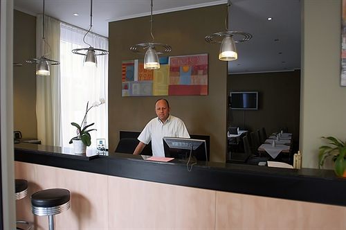 Hotel Columbus Francoforte sul Meno Esterno foto